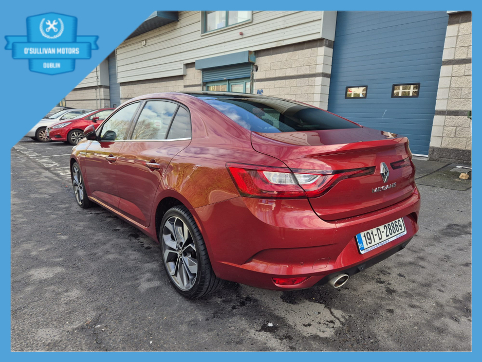 2019 Renault Megane - image 8