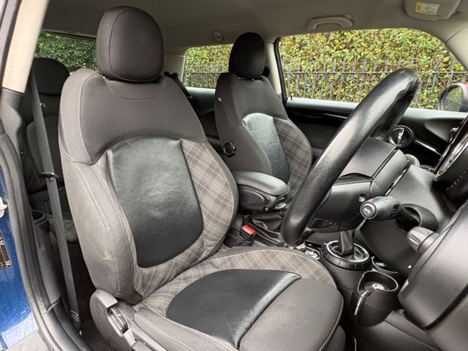 2015 MINI Hatch 2.0 S - MASSIVE SERVICE HISTORY €14,950