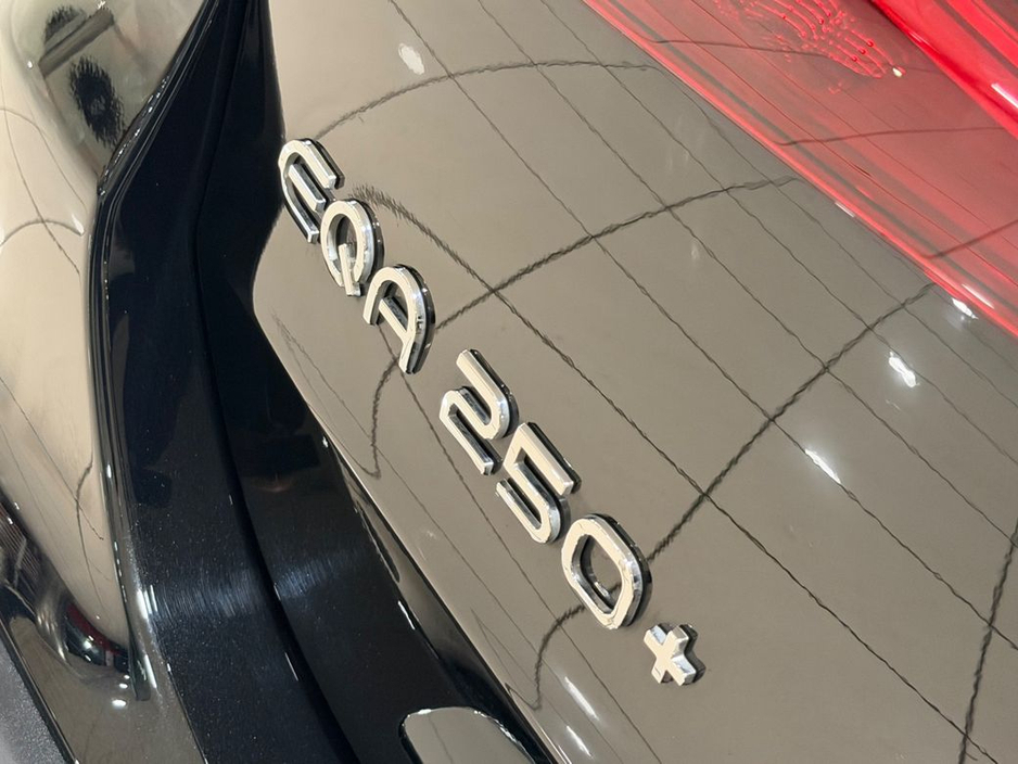 2025 Mercedes-Benz EQA - image 11