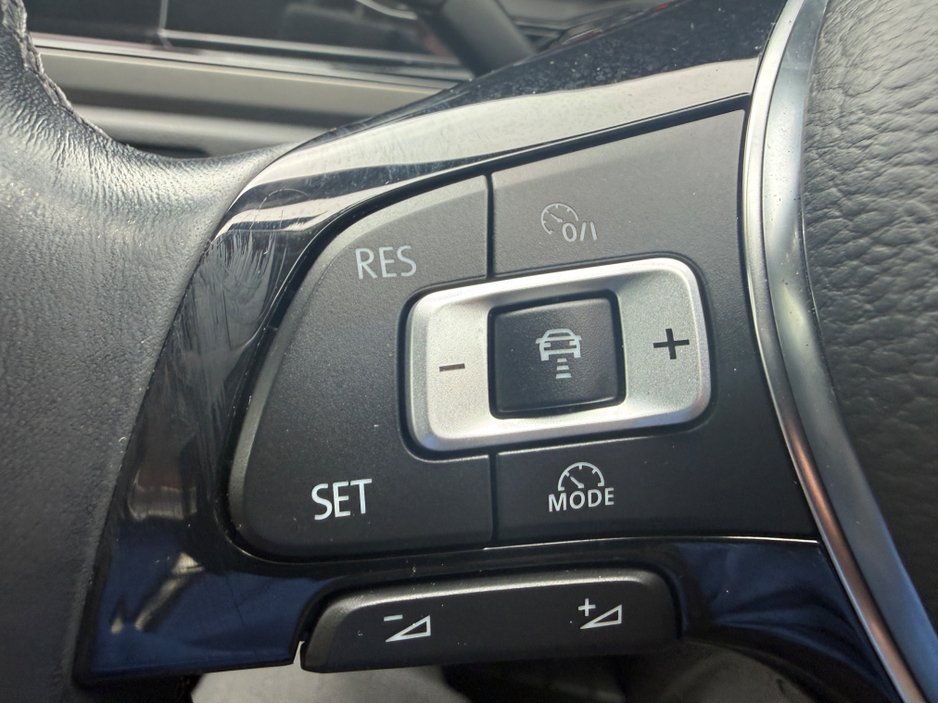 2018 Volkswagen Polo - image 16