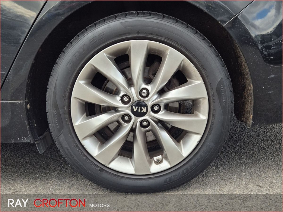 2016 Kia Optima - image 8