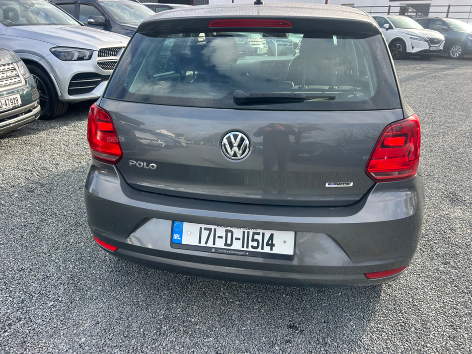 2017 Volkswagen Polo - image 7