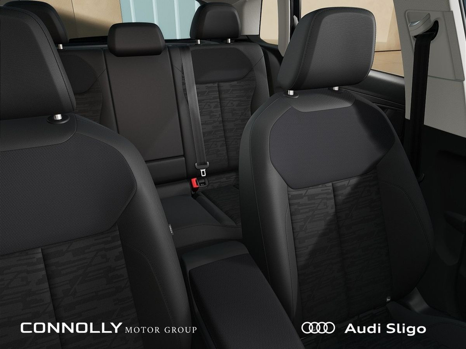 2026 Audi Q3 1.5TFSI 150HP SE SUV - Reversing Camera €53,262