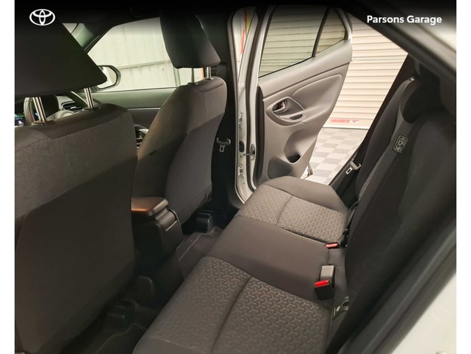 2024 Toyota Yaris Cross YARIS CROSS LUNA SPORT €30,995