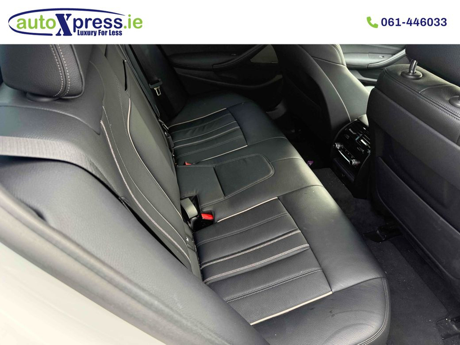 2019 BMW 5 Series - image 4