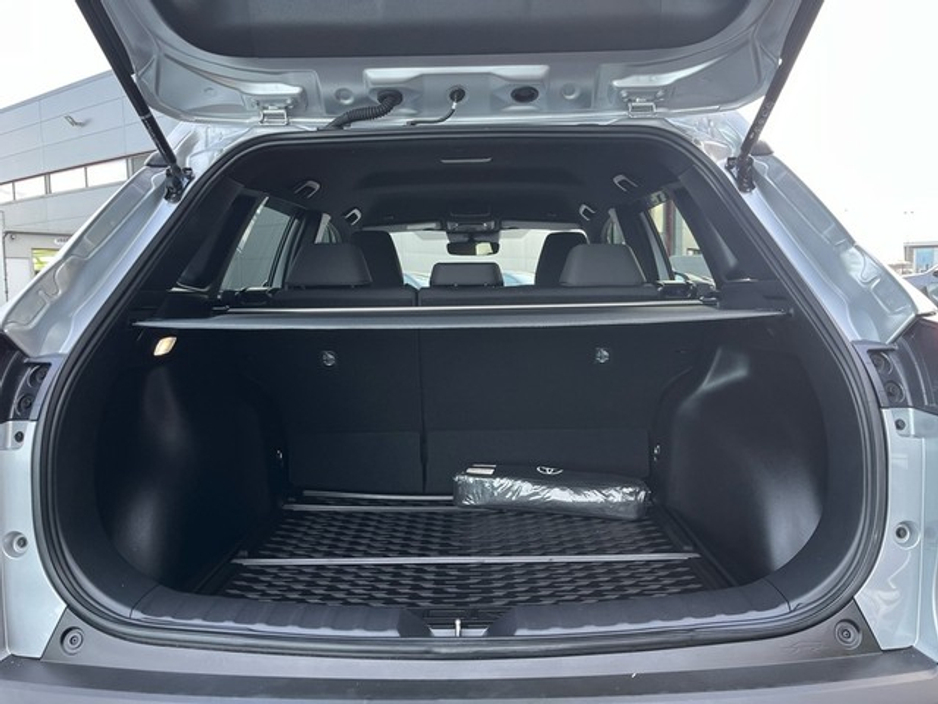 2025 Toyota Corolla Cross COROLLA CROSS 1.8 SPORT €41,450