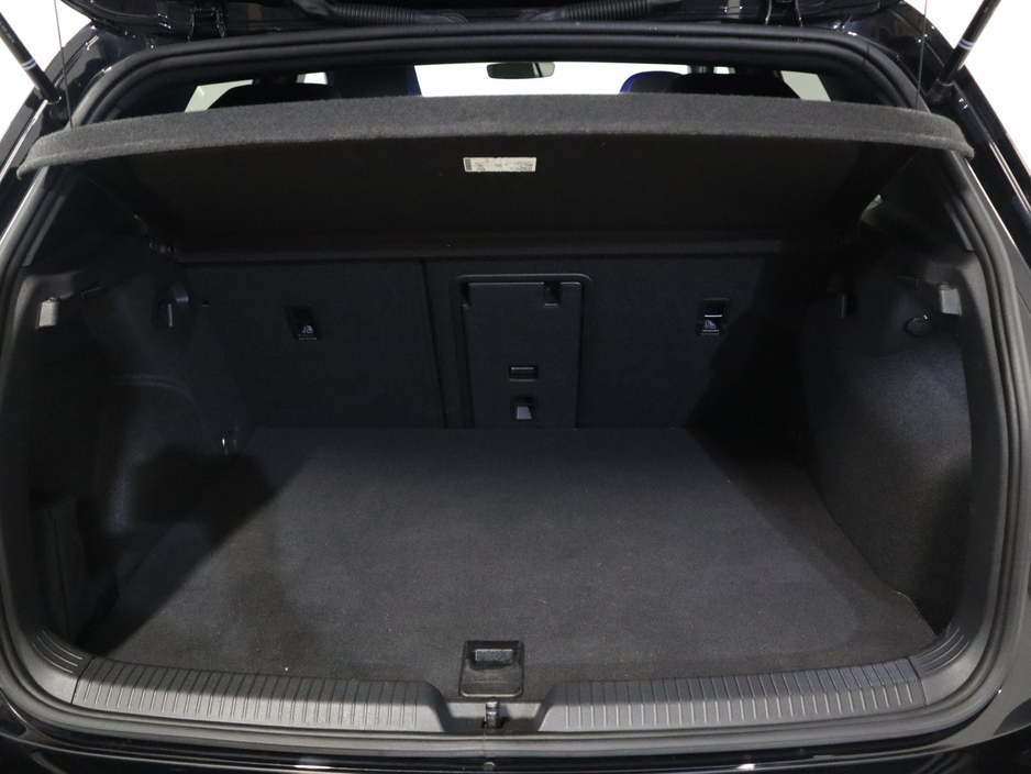 2023 Volkswagen Golf *26* GTE S-A DSG €29,995