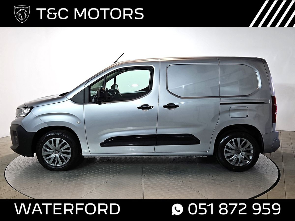 2026 Peugeot Partner - image 4