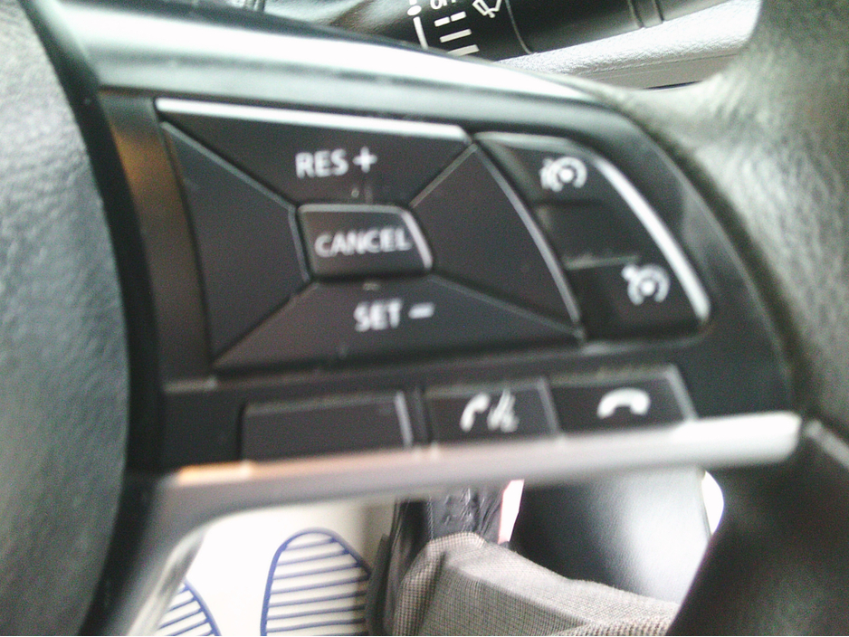 2018 Nissan Micra - image 13