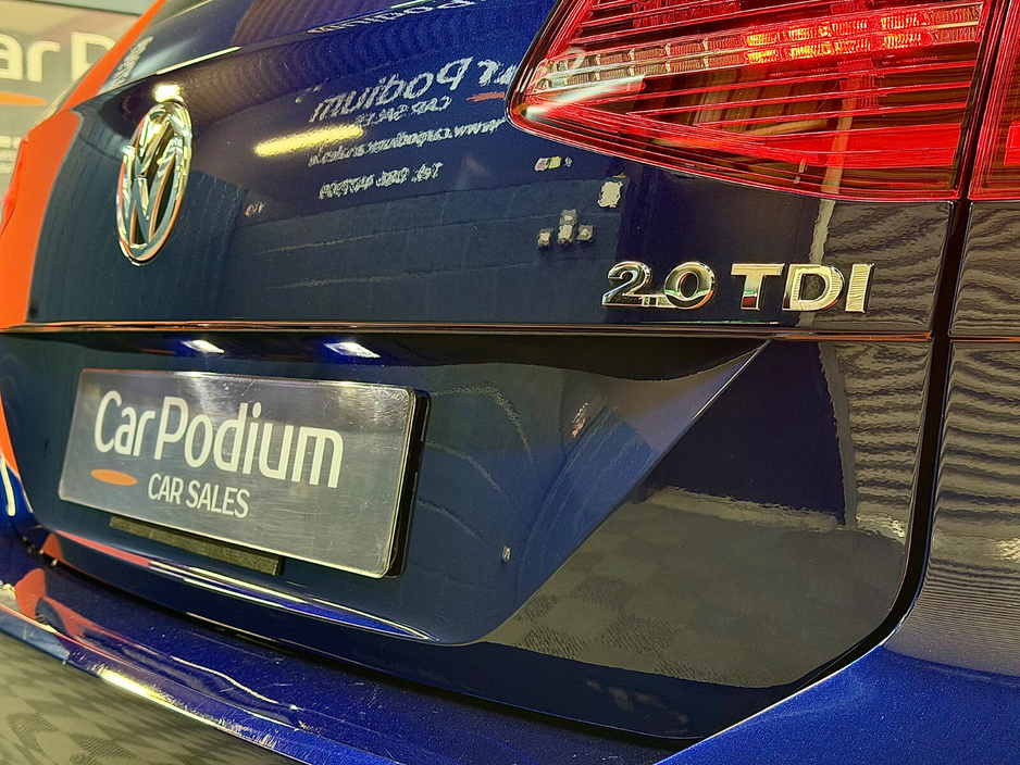 2018 Volkswagen Passat - image 23