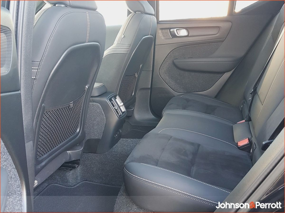 2023 Volvo XC40 BEV 231hp Ultimate (Two Year Volvo Selekt Warranty) €36,900