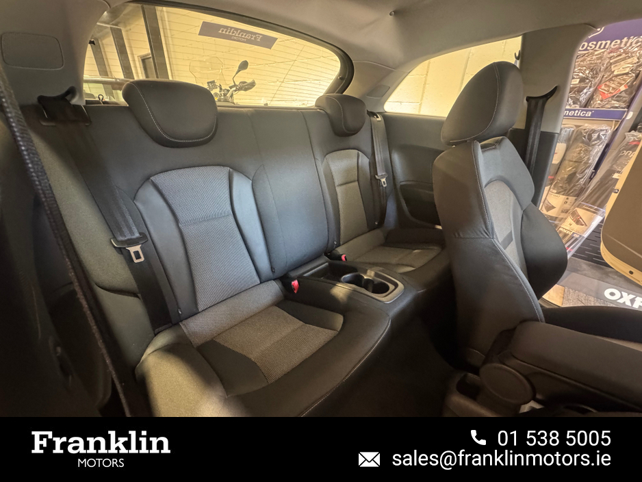 2011 Audi A1 - image 9