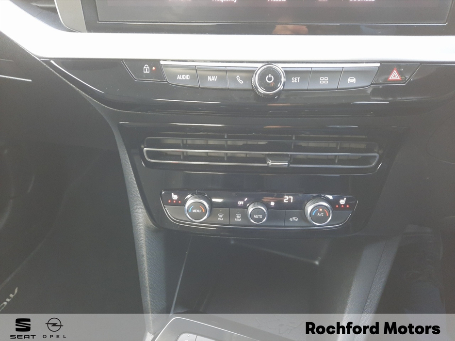 2022 Opel Mokka - image 13