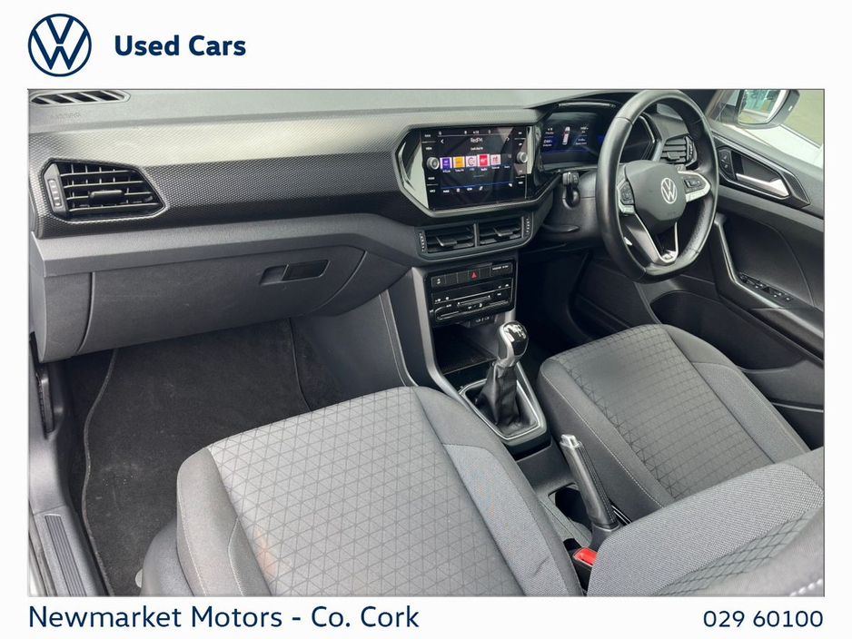 2024 Volkswagen T-Cross - image 15