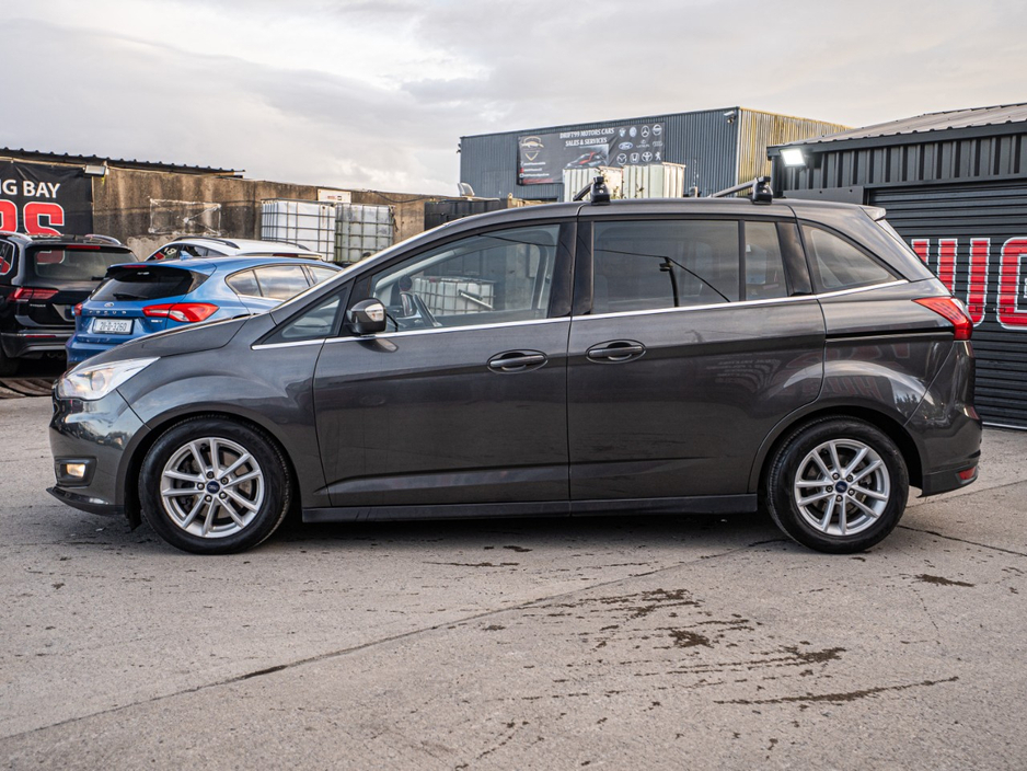 2016 Ford Grand C-Max - image 17