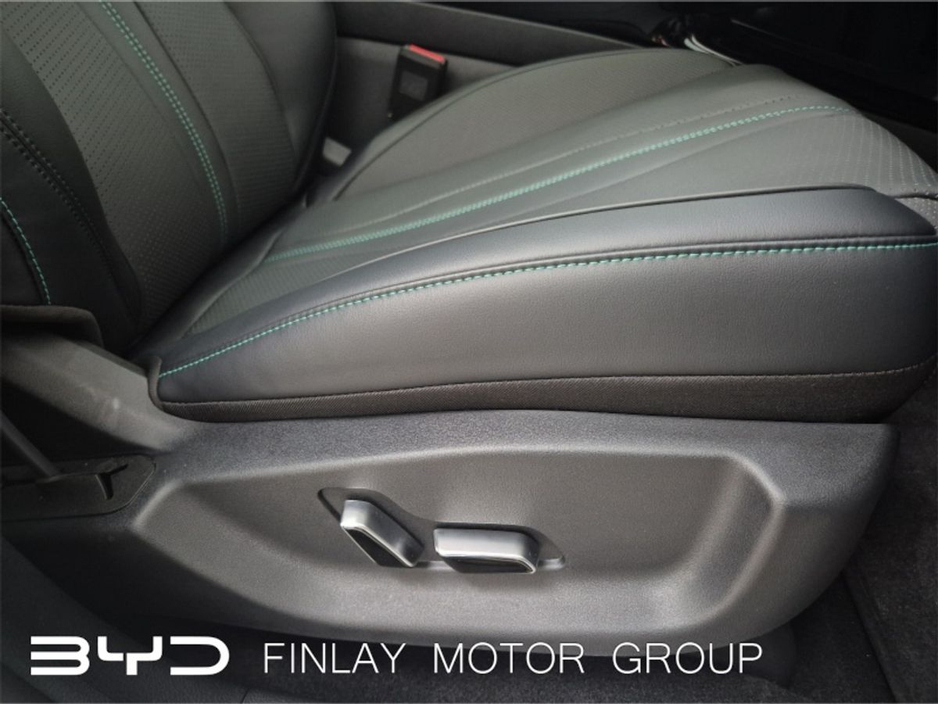 2026 BYD Seal U Comfort FWD 120 KM PHEV Range , Service plan Included €47,315