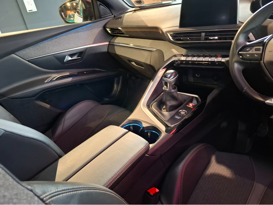 2020 Peugeot 3008 GT-LINE 1.5 HDI 130 6.2 4 4DR €23,950