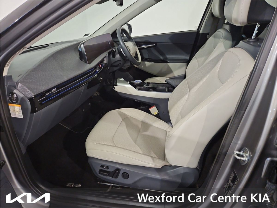 2023 Kia EV6 - image 7