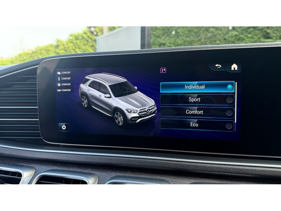 2019 Mercedes-Benz GL Class - image 16