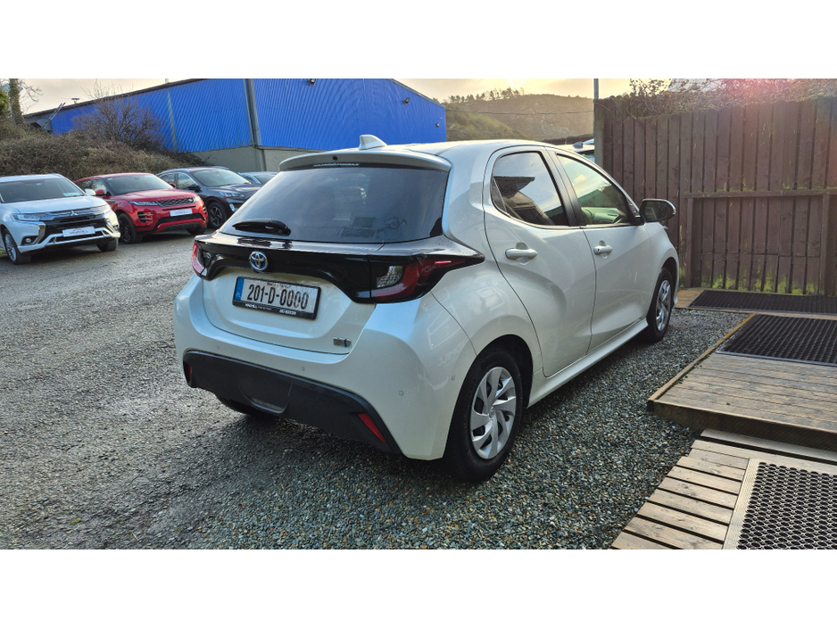 2020 Toyota Yaris Hybrid X Pack Automatic €14,950