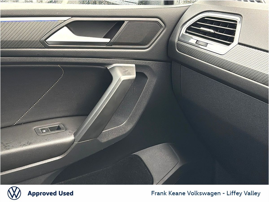 2023 Volkswagen Tiguan Allspace R-LINE AUTO 2.0 TDI 150HP *PLATINUM GREY* *7-SEATER* *SUNROOF* *CARPLAY & ANDROID AUTO* *REAR VIEW CAMERA* *PCP FINANCE AVAILABLE* €48,995