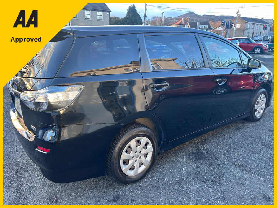 2013 Toyota Wish 2013 TOYOTA WISH PETROL AUTO AWD 7 SEATS €9,950