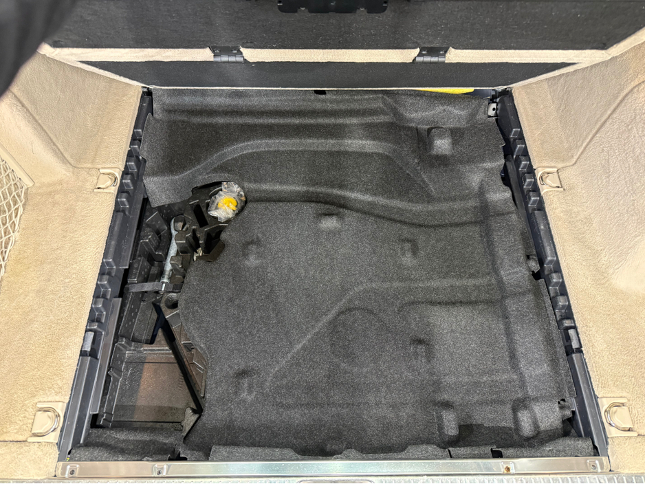 2015 Mercedes-Benz E Class - image 21