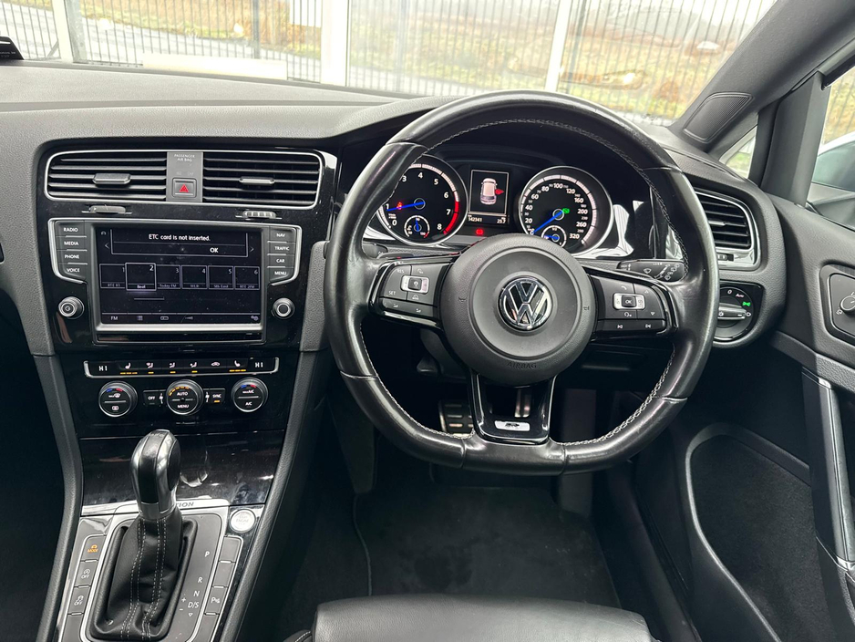 2016 Volkswagen Golf R 4MOTION 2.0 TSI AUTO €26,950