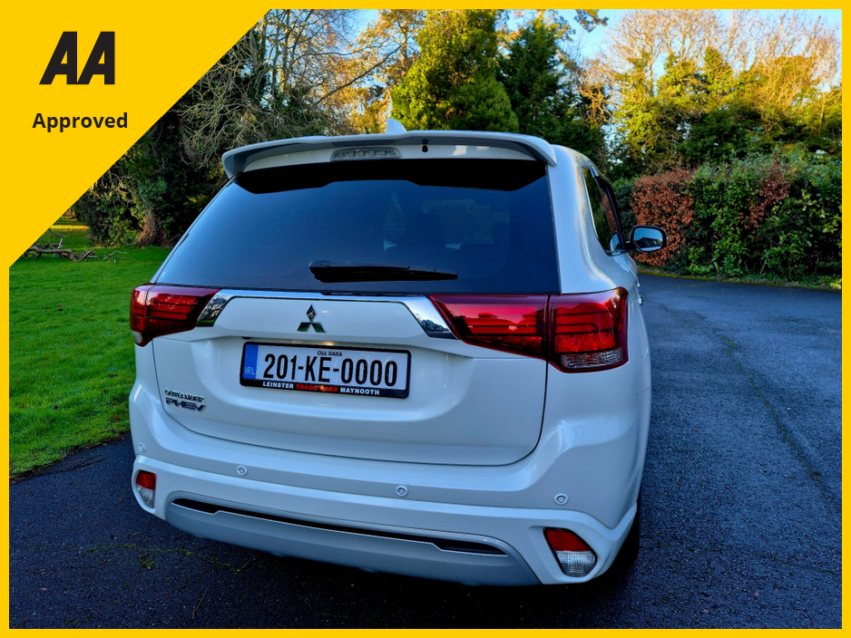 2020 Mitsubishi Outlander PHEV+4WD+AUTO €26,995