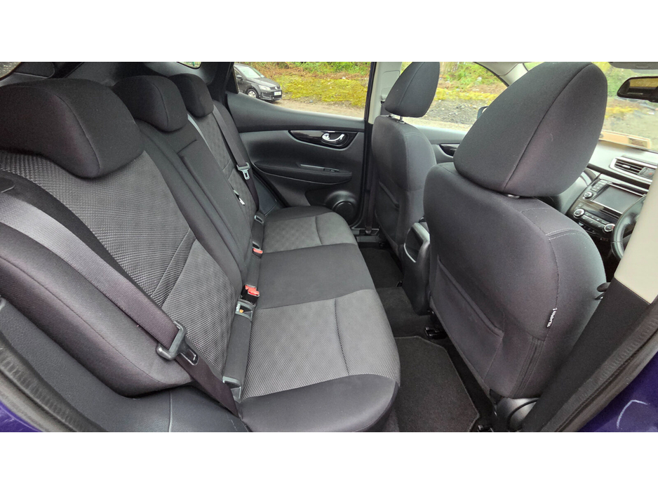 2017 Nissan Qashqai - image 9