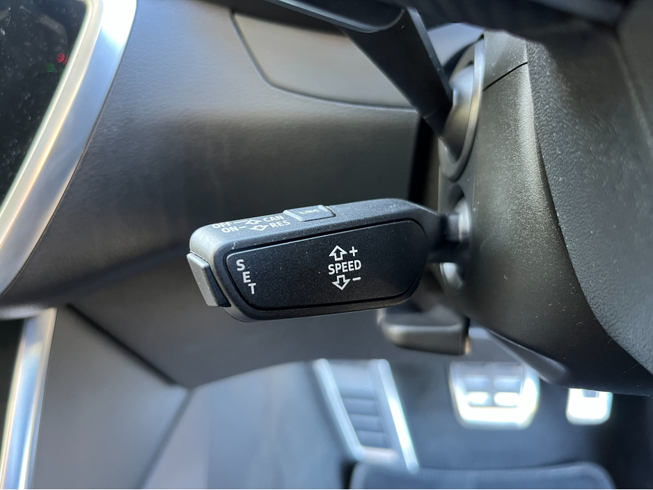 2020 Audi A6 - image 24