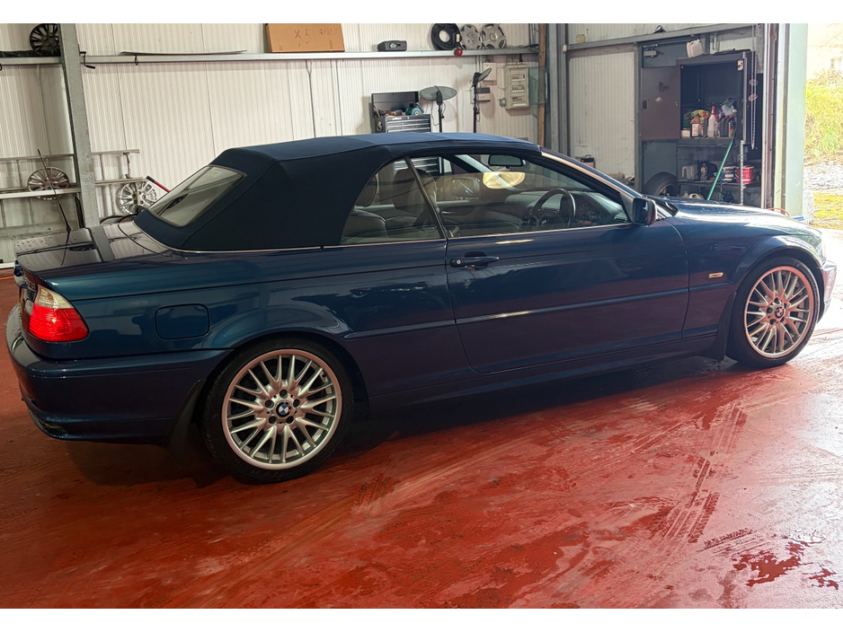 2000 BMW 3 Series - image 13