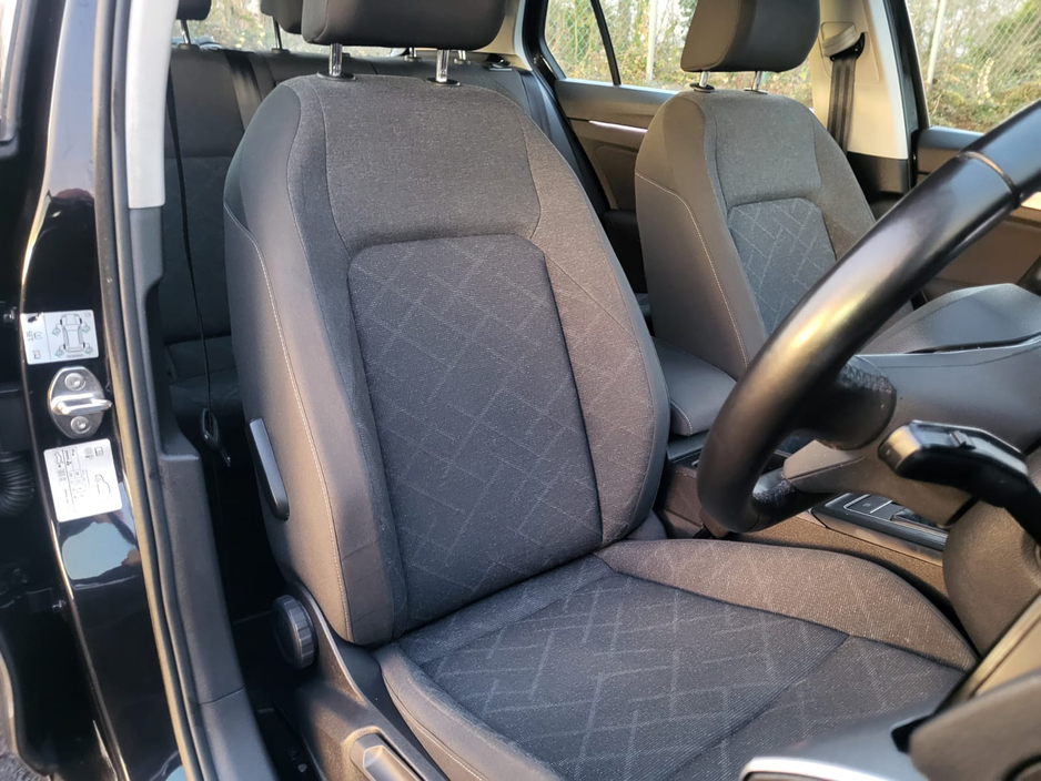 2021 Volkswagen Golf  €14,999