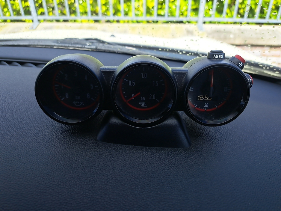 2016 MINI Cooper S - image 24