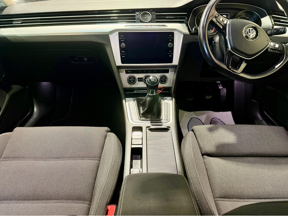 2019 Volkswagen Passat CL 2.0 TDI MANUAL 6SPEED FWD 150HP 4DR