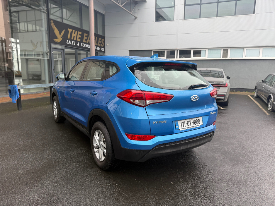 2017 Hyundai Tucson - image 4