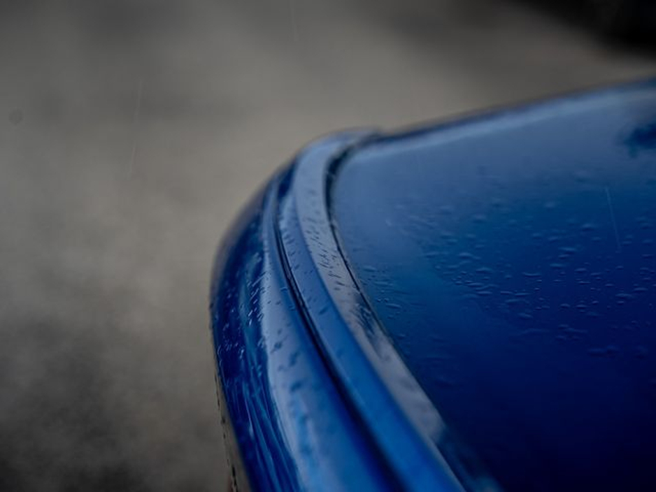 2022 BMW 3 Series - image 8