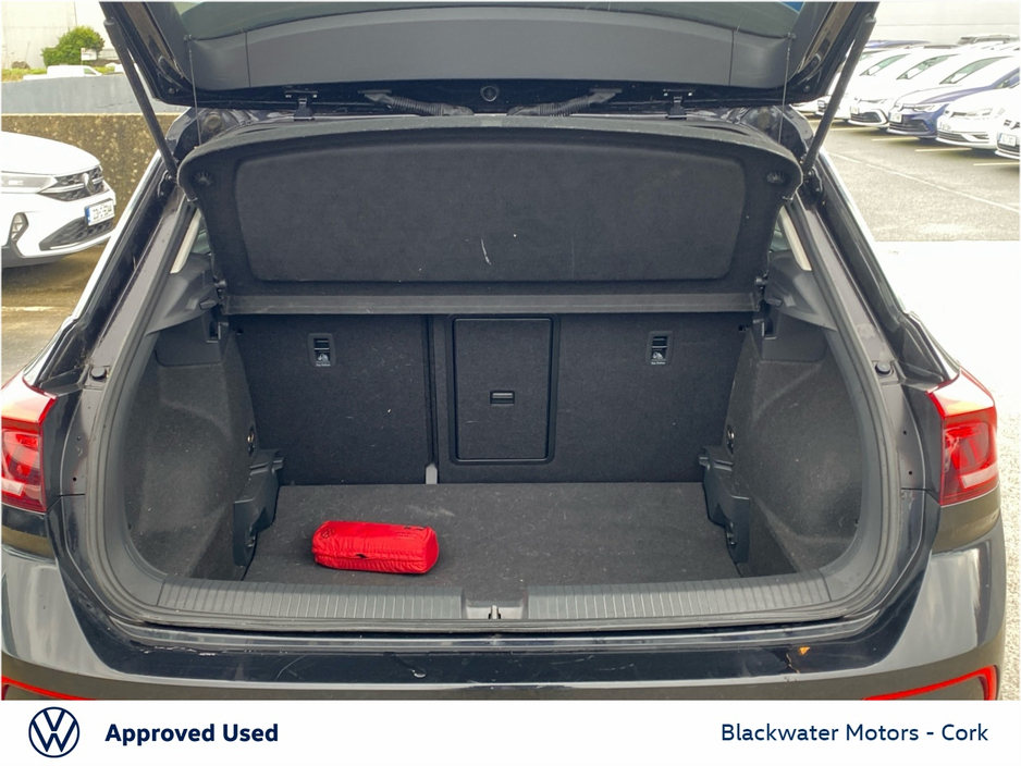 2023 Volkswagen T-Roc 1.0TSI 110BHP LIFE WITH REAR VIEW CAMERA €28,995