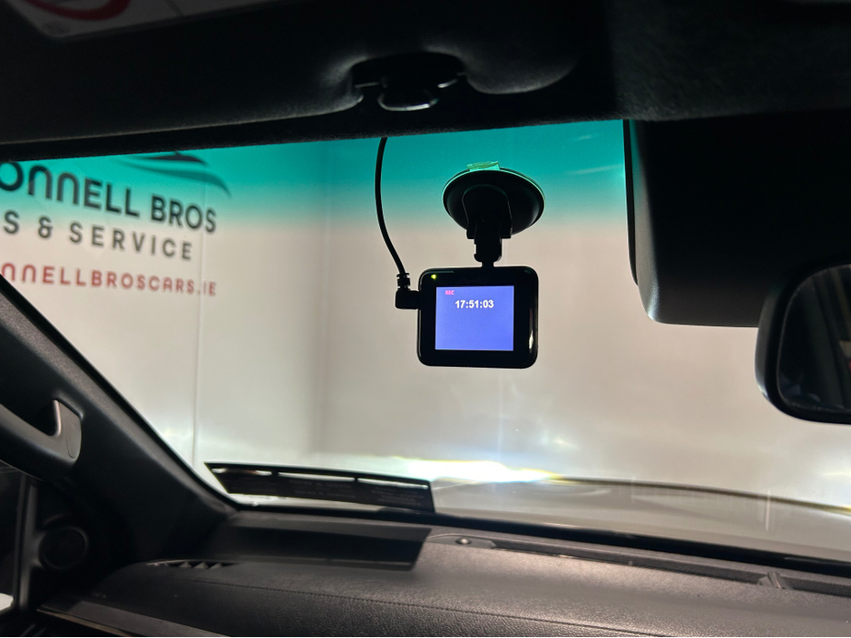 2021 Toyota Hilux - image 21