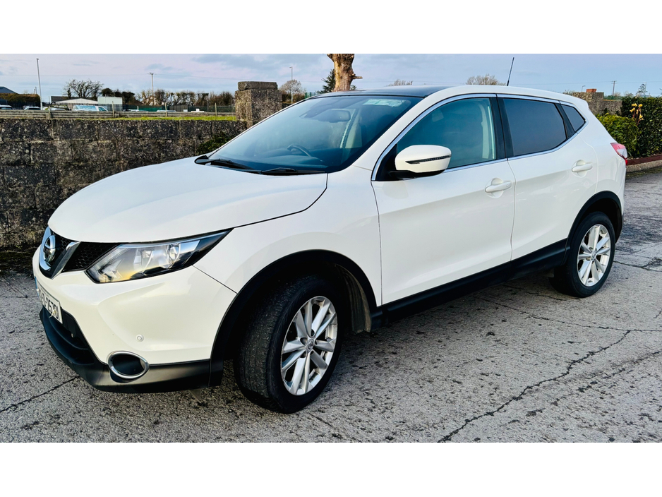 2014 Nissan Qashqai  €7,995
