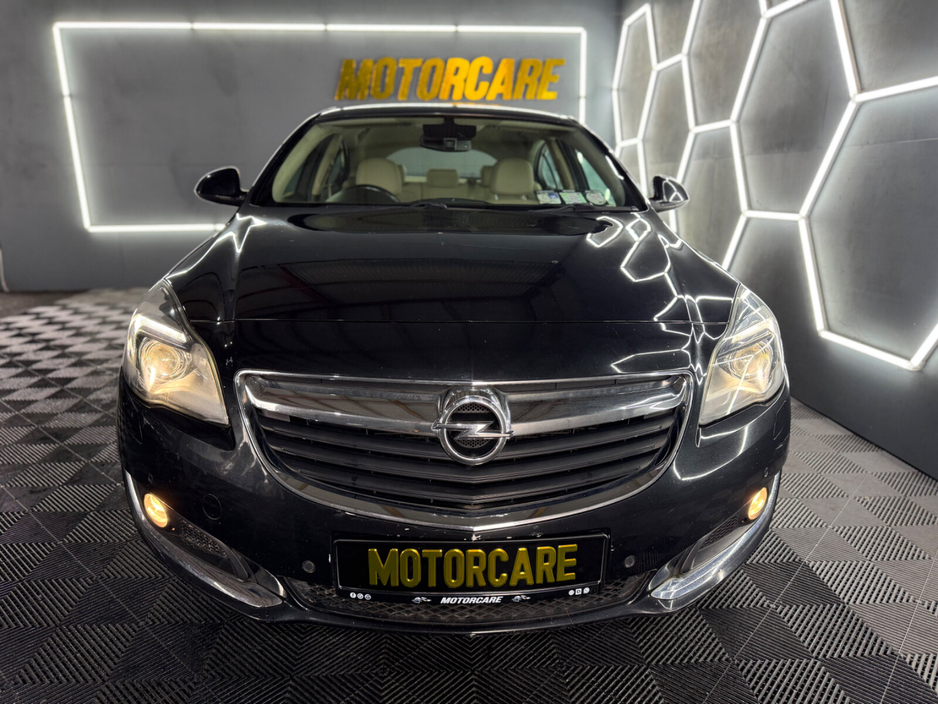 2016 Opel Insignia - image 8