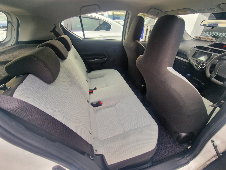 2018 Toyota Aqua - image 31