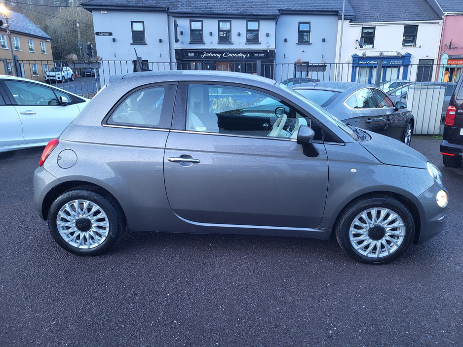 2019 Fiat 500 - image 7