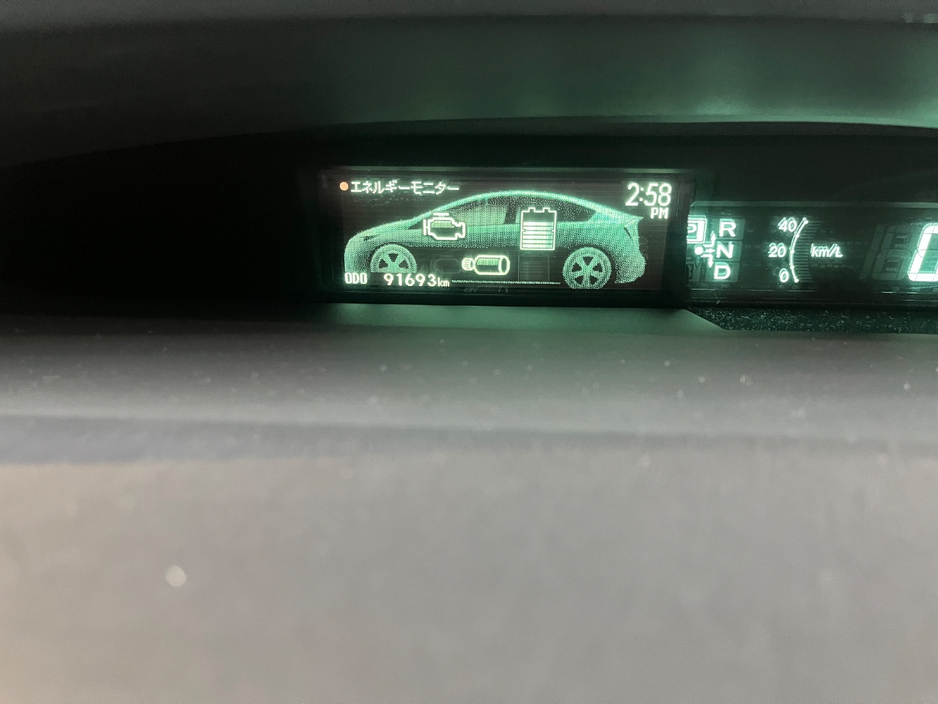 2015 Toyota Prius - image 20