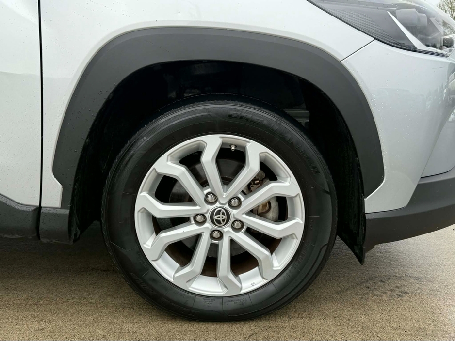 2023 Toyota Corolla - image 8