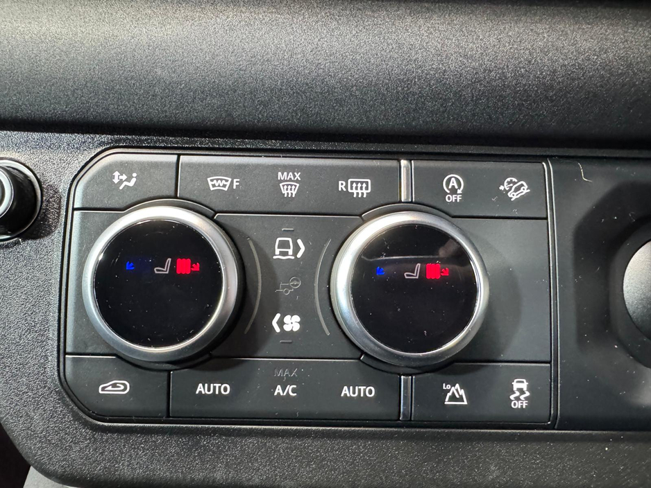 2021 Land Rover Defender - image 20