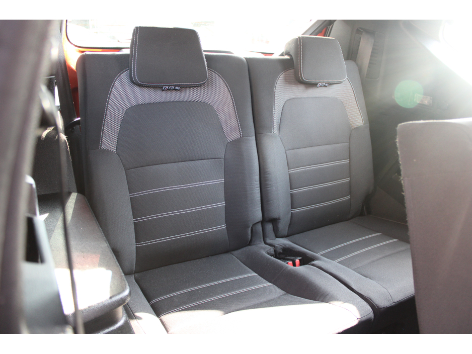 2022 Dacia Jogger - image 10