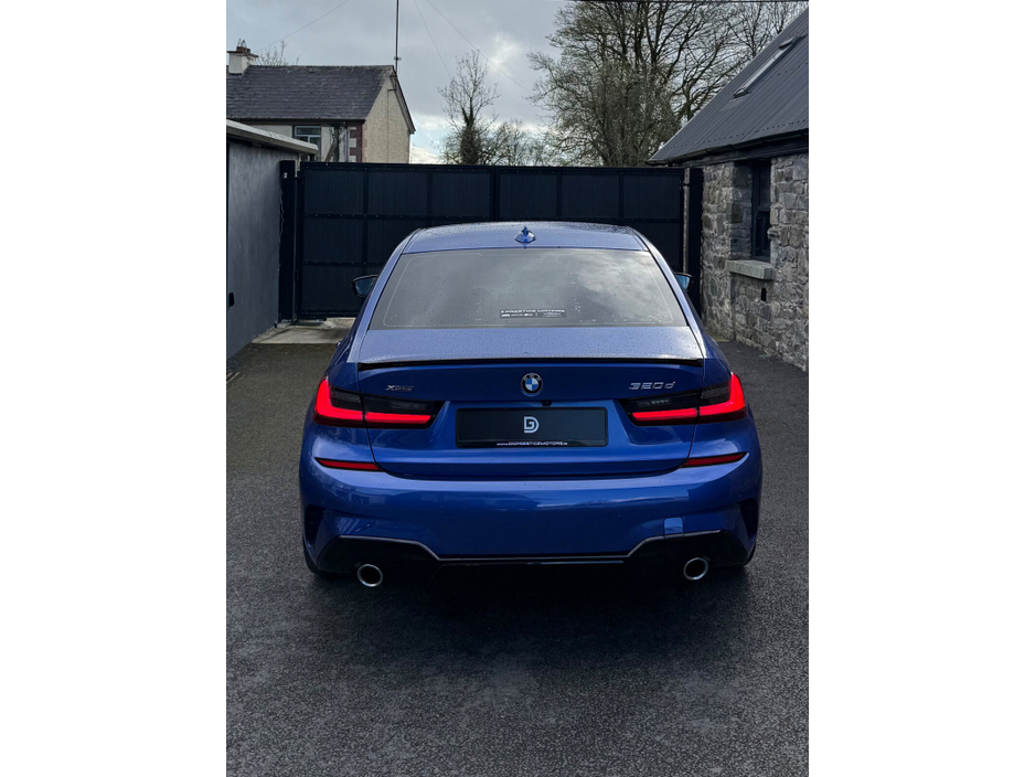 2020 BMW 3 Series - image 5