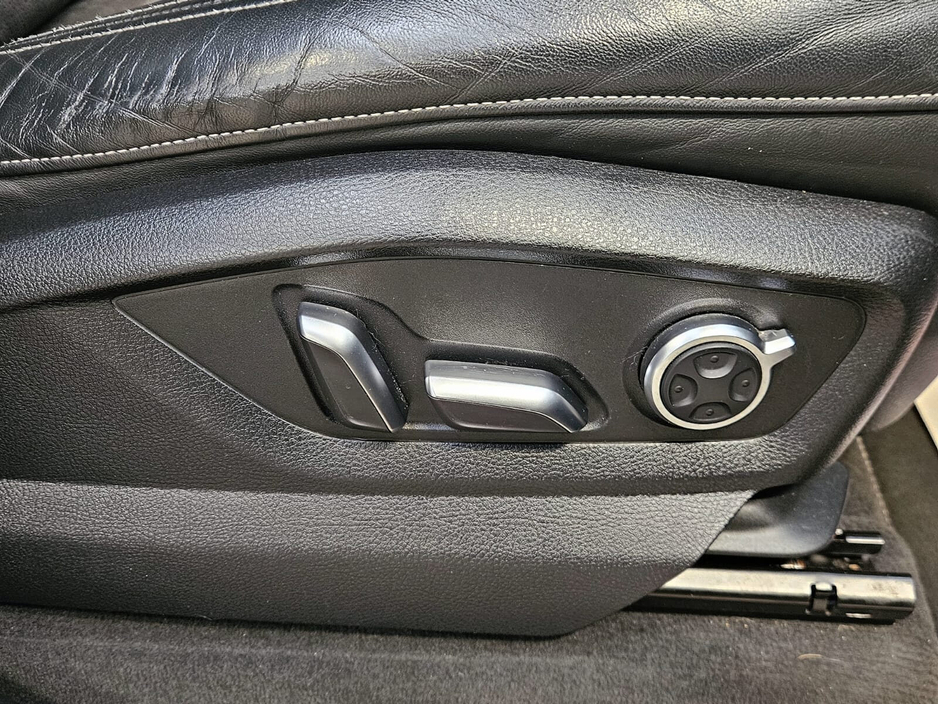 2018 Audi Q7 - image 9