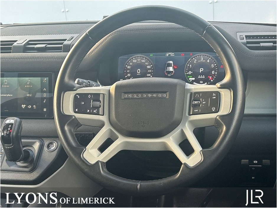 2023 Land Rover Defender - image 12